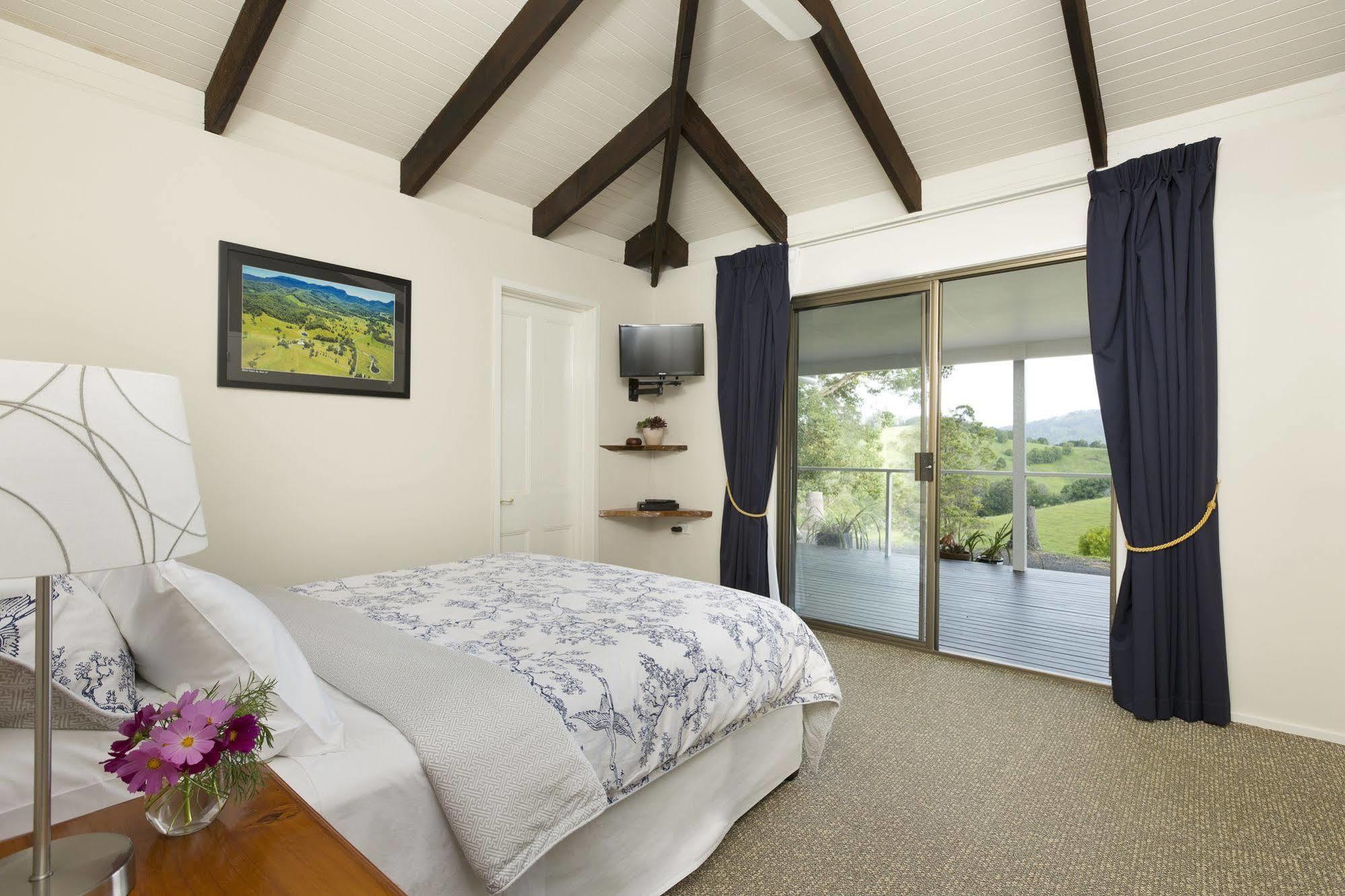 Hillcrest Mountain View Retreat Bed & Breakfast Crystal Creek Екстериор снимка
